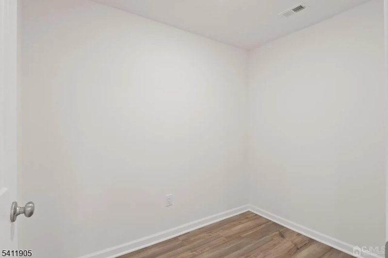 735 Station Road Dunellen, NJ 08812 - Photo 19 of 36 a view of a small space
