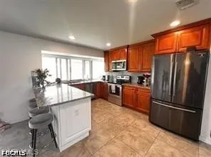 $2,000 | 607 Southeast 34th Terrace, Cape Coral, FL 33904