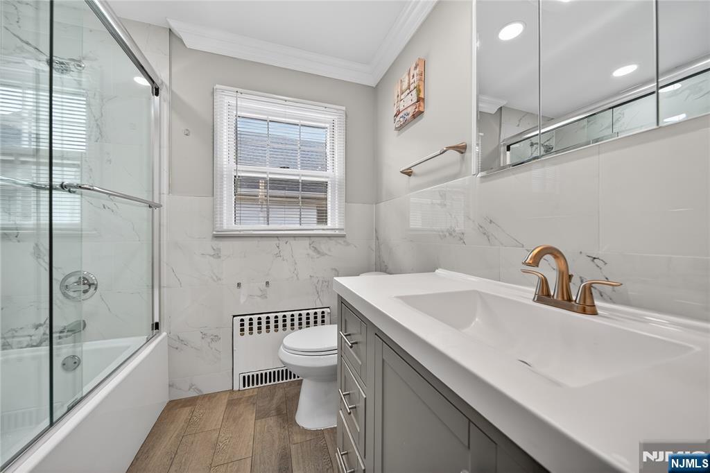 28 1st Street Wallington, NJ 07057 - Photo 13 of 42