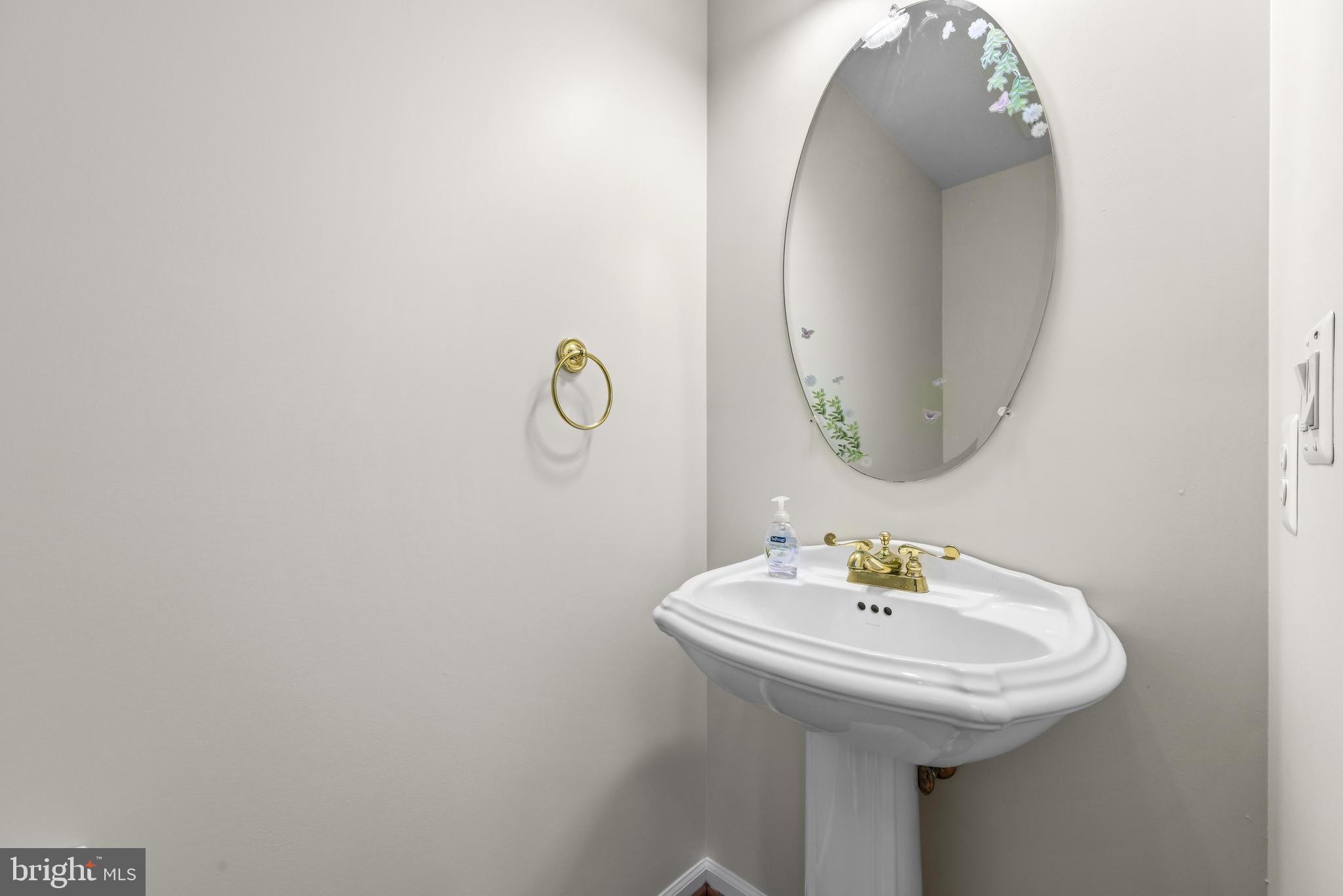 9001 Hines Road Baltimore, MD 21234 - Photo 12 of 51 Gallery Image 12