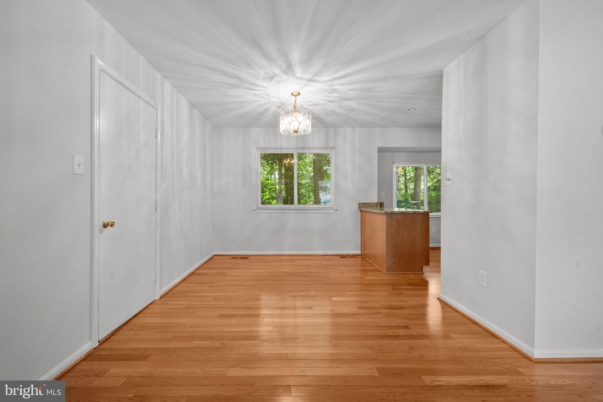 2422 Ivywood Road Reston, VA 20191 - Photo 13 of 72 Dining Area