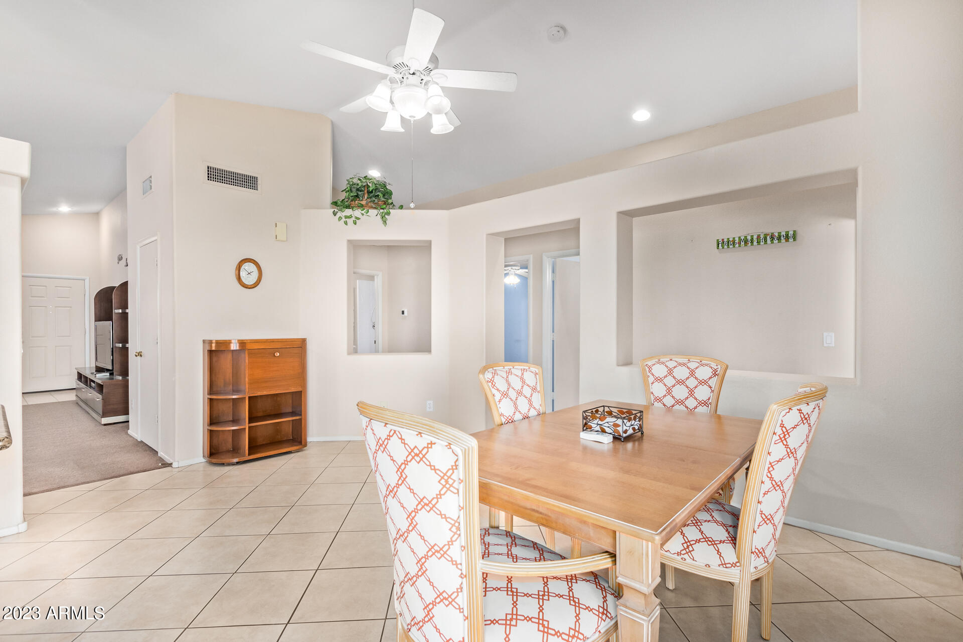 4144 West Bloomfield Road Phoenix, AZ 85029 - Photo 9 of 31 09 - Bloomfield