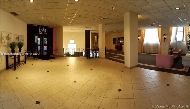 a view of a livingroom with furniture