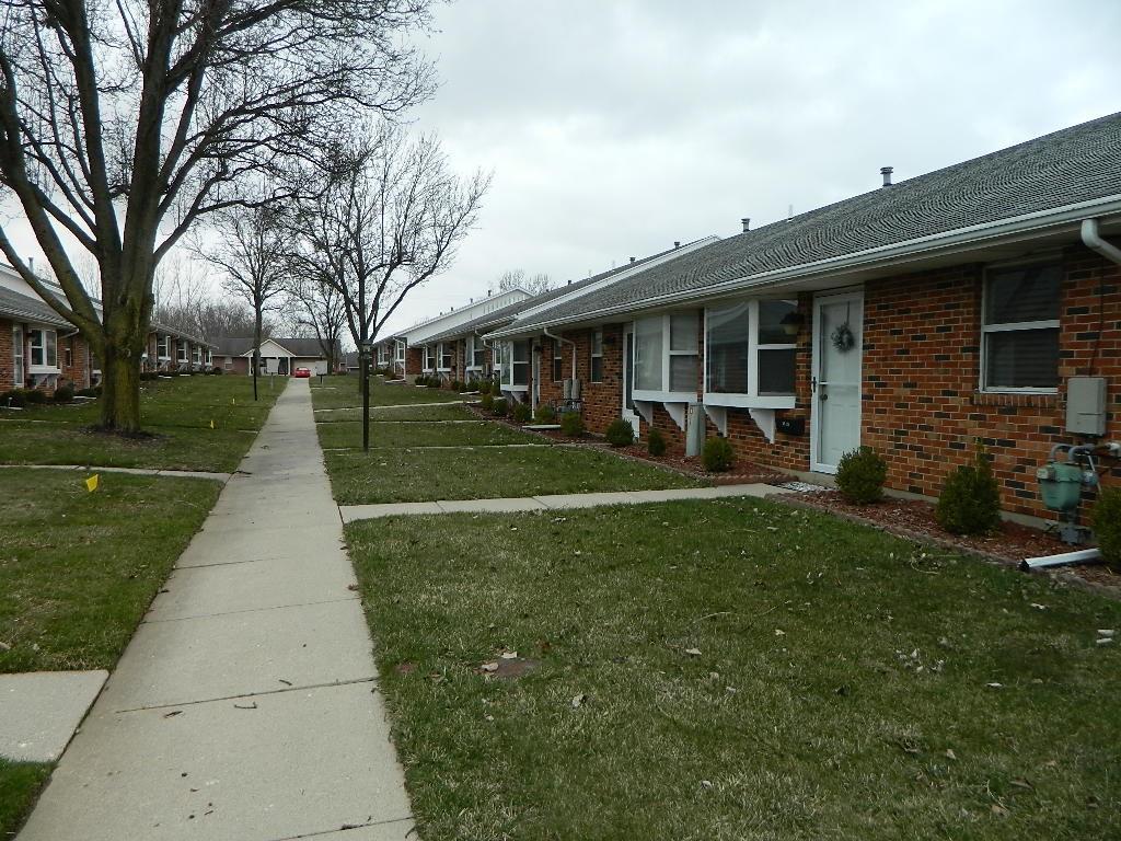 4526 Ridgewood Road East, Unit 4526 Springfield, OH 45503 - Photo 2 of 24