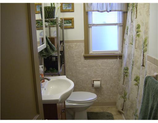 213 Hester Avenue McKees Rocks, PA 15136 - Photo 10 of 14 Other. Updated Main Bathroom!