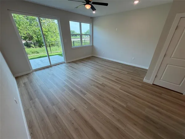 $2,400 | 569 Galt, Stephenville, TX 76401