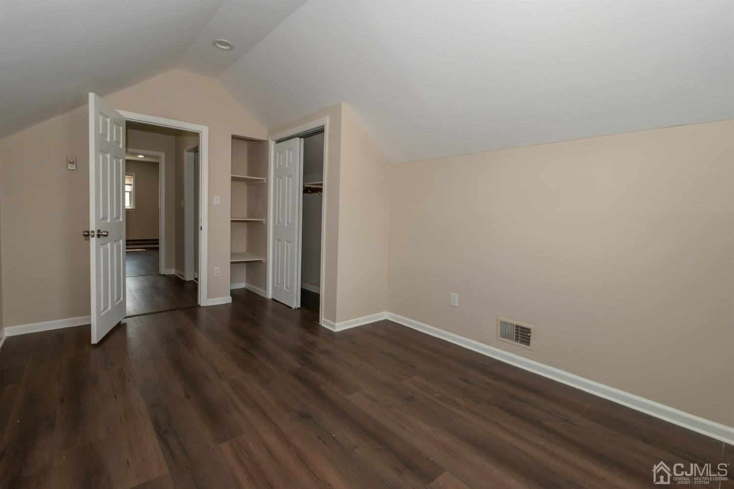 16 Roxy Avenue Edison, NJ 08820 - Photo 29 of 31 Bedroom 4
