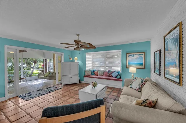 $209,000 | 2541 Northeast 11th Street, Unit 101, Pompano Beach, FL 33062
