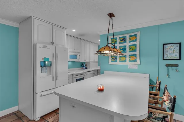 $209,000 | 2541 Northeast 11th Street, Unit 101, Pompano Beach, FL 33062