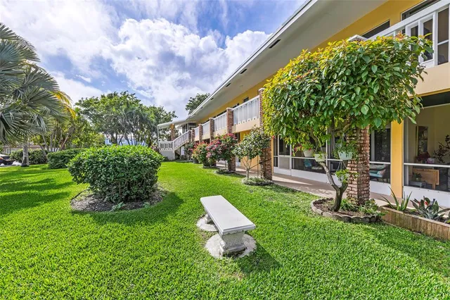 $209,000 | 2541 Northeast 11th Street, Unit 101, Pompano Beach, FL 33062