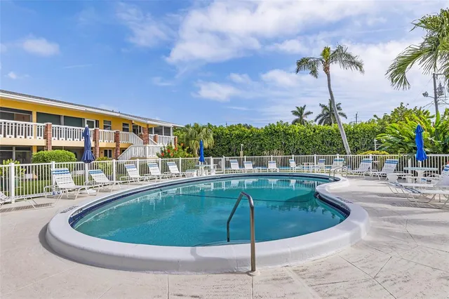 $209,000 | 2541 Northeast 11th Street, Unit 101, Pompano Beach, FL 33062