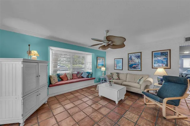 $209,000 | 2541 Northeast 11th Street, Unit 101, Pompano Beach, FL 33062