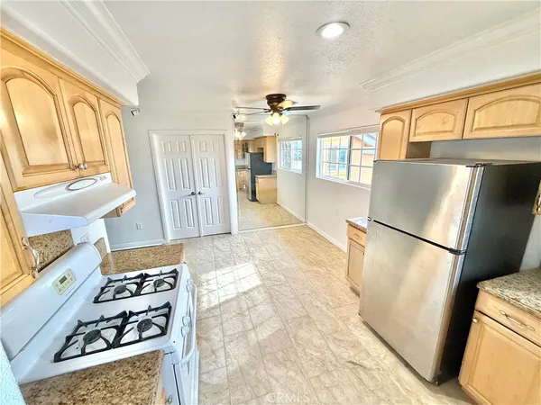 $4,200 | 732 James, Pomona, CA 91767