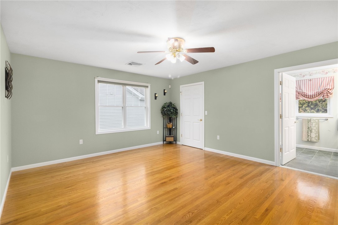 500 Mendon Road, Unit 112 Cumberland, RI 02864 - Photo 11 of 38