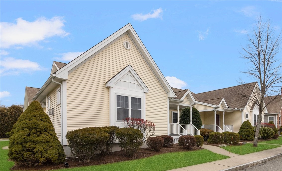 500 Mendon Road, Unit 112 Cumberland, RI 02864 - Photo 2 of 38