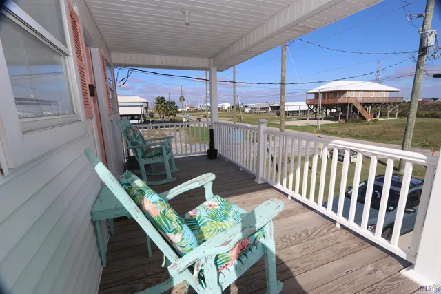 $270,000 | 189 Oak Grand Isle, Grand Isle, LA 70358