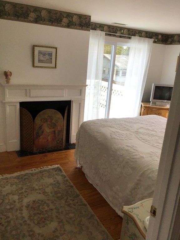 14 Pine Street Wareham, MA 02571 - Photo 8 of 12 Gallery Image 8