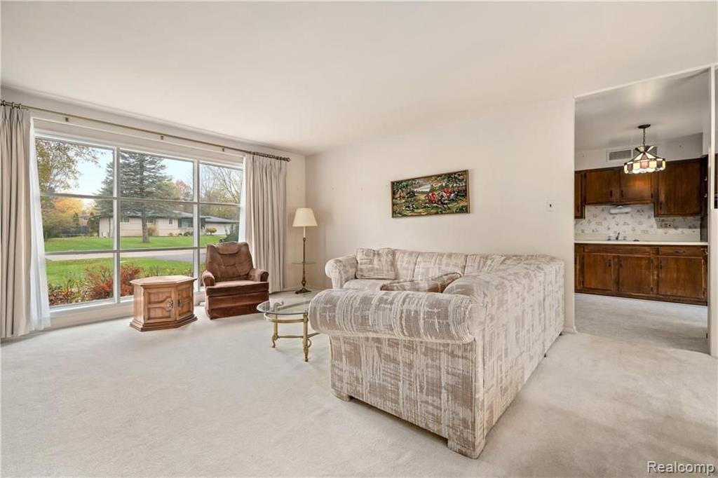 185 Wimpole Drive Rochester Hills, MI 48309 - Photo 7 of 24