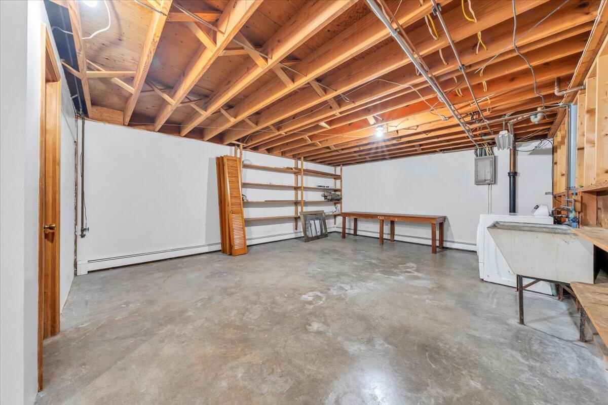 830 Dexter Road Roanoke, VA 24019 - Photo 35 of 48 34-MIB07224