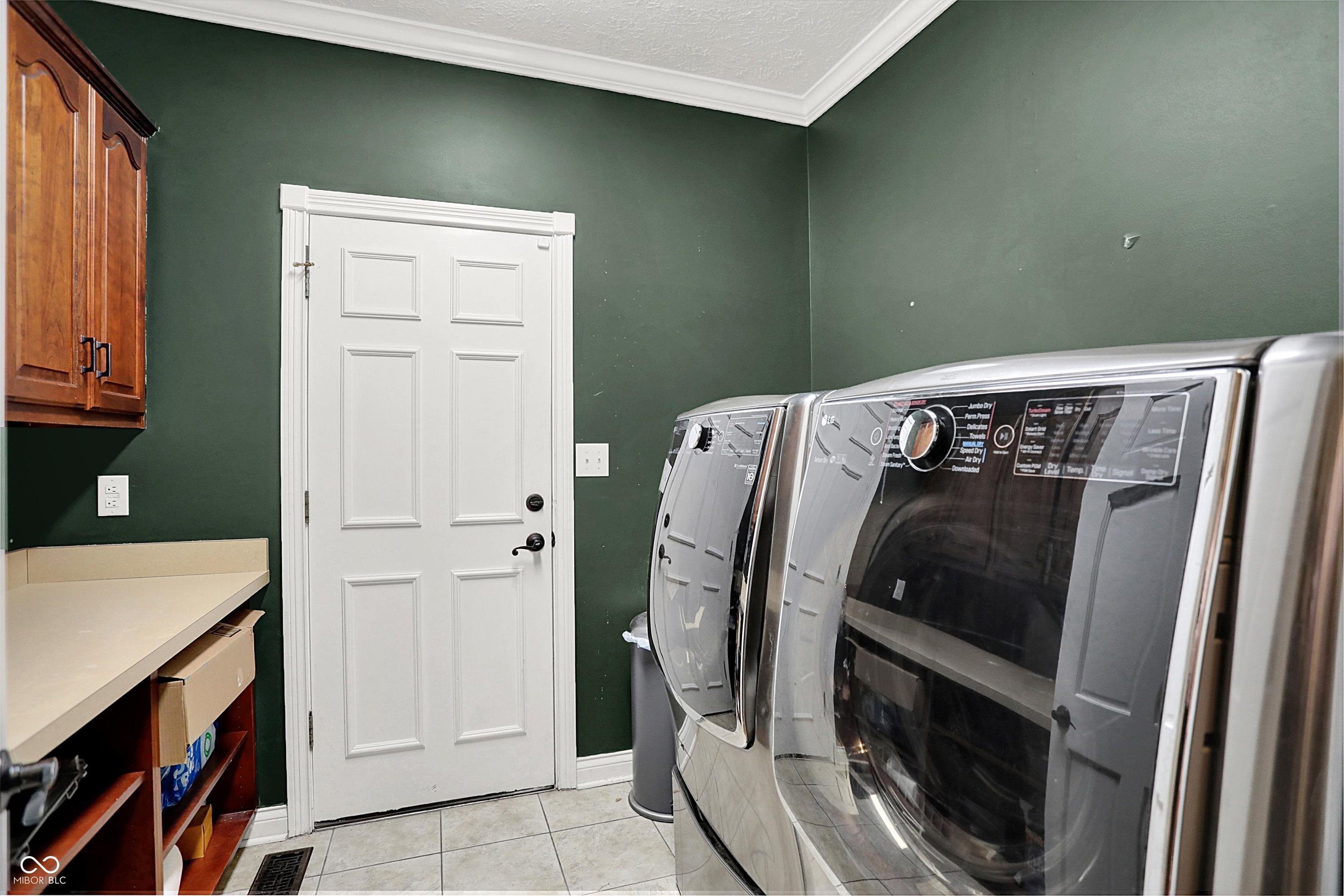 9986 Springstone Road Fishers, IN 46055 - Photo 11 of 32