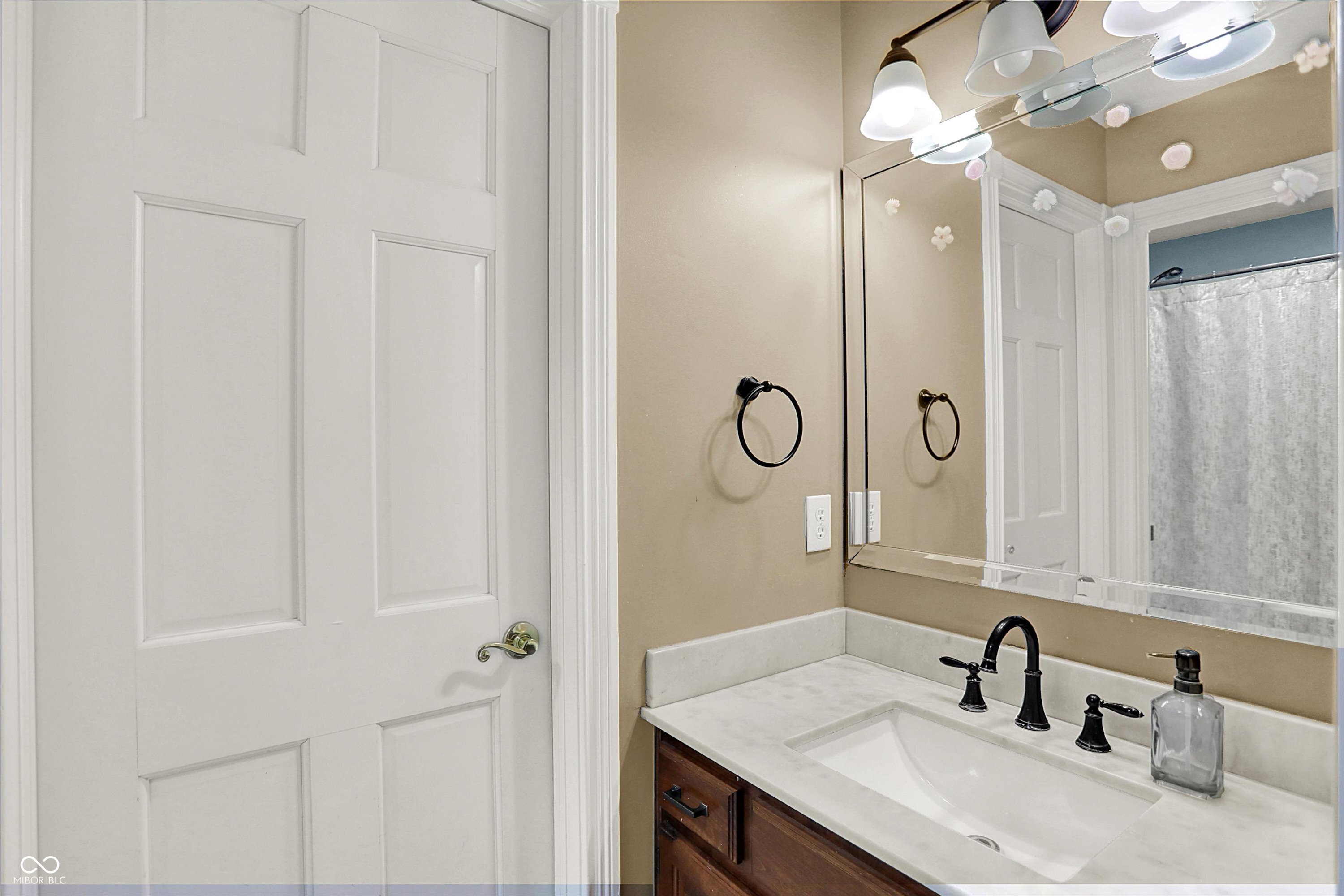 9986 Springstone Road Fishers, IN 46055 - Photo 21 of 32