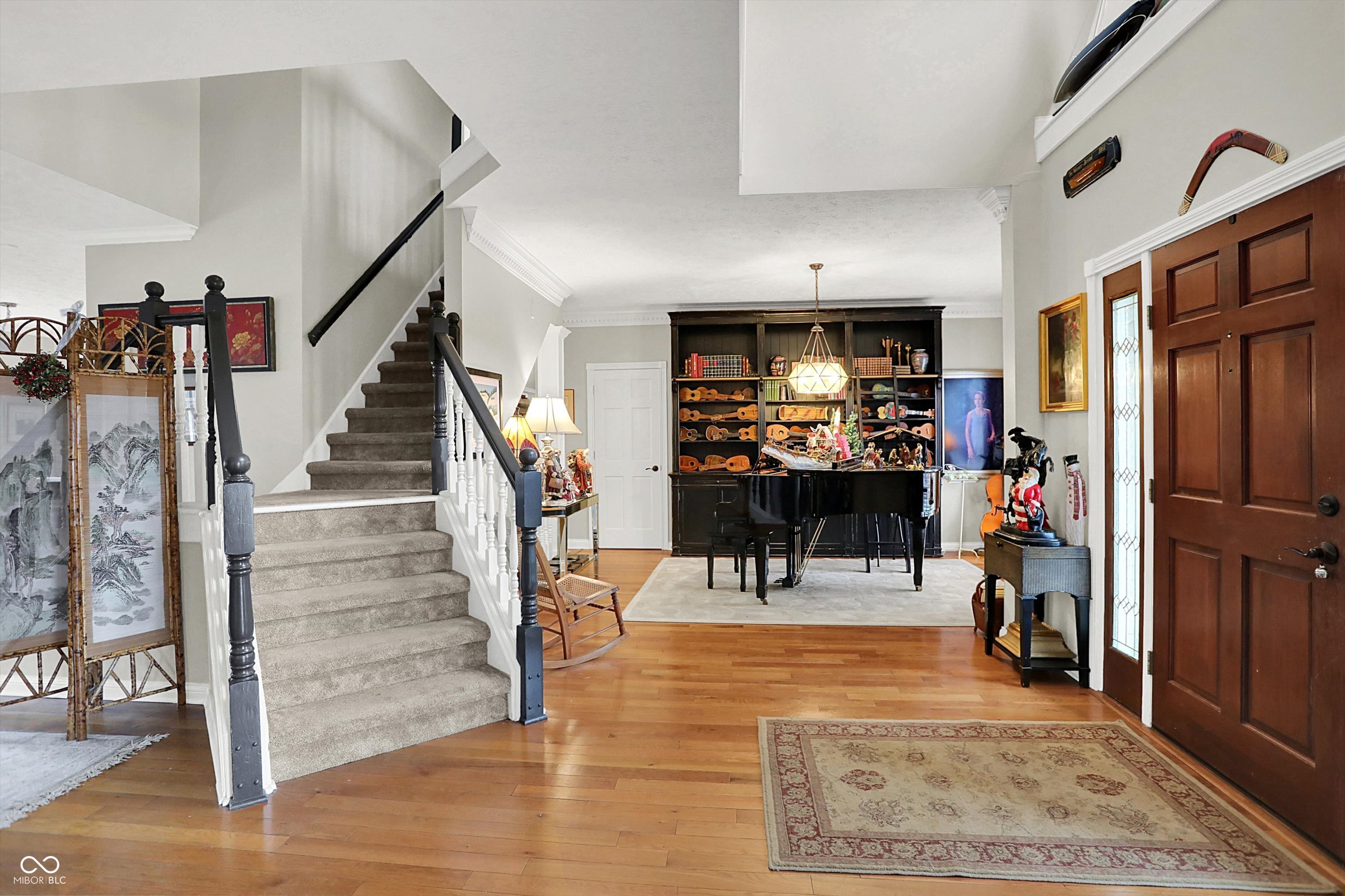 9986 Springstone Road Fishers, IN 46055 - Photo 3 of 32