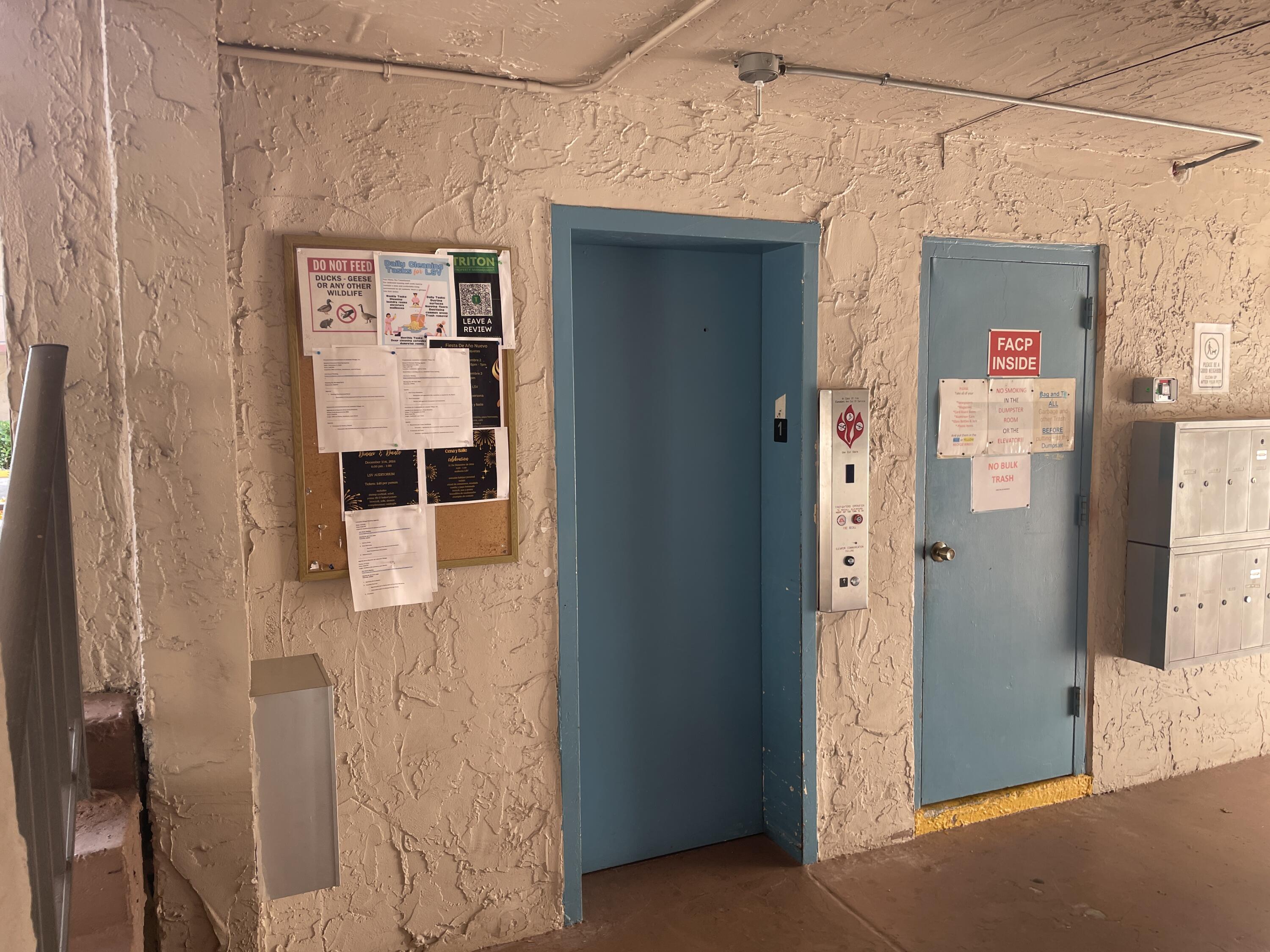 725 Lori Drive, Unit 406 Palm Springs, FL 33461 - Photo 17 of 40 a bathroom with a shower and a sink