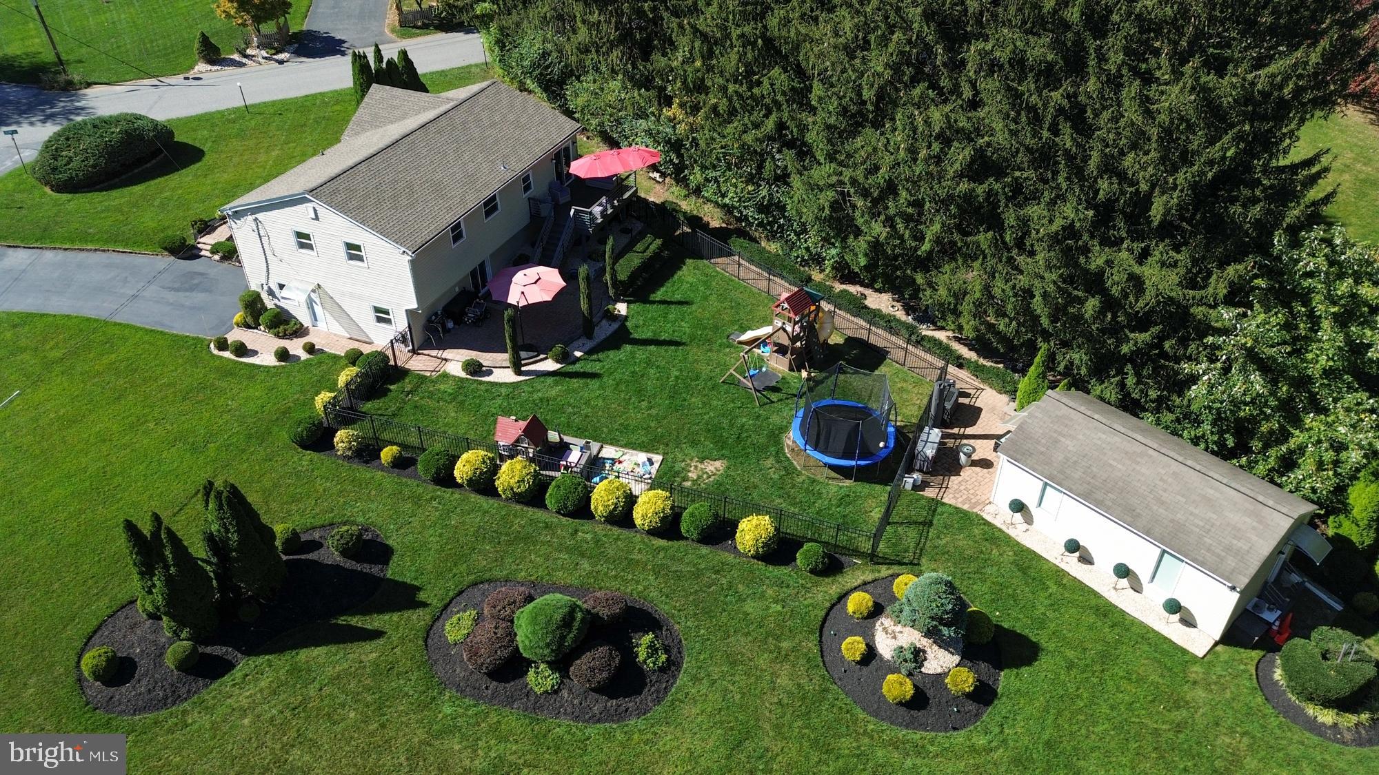 109 Glendale Road Exton, PA 19341 - Photo 5 of 38