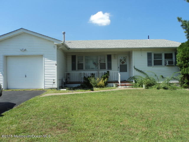 32 Orange Road Brick, NJ 08723 - Photo 1 of 12 DSC05892