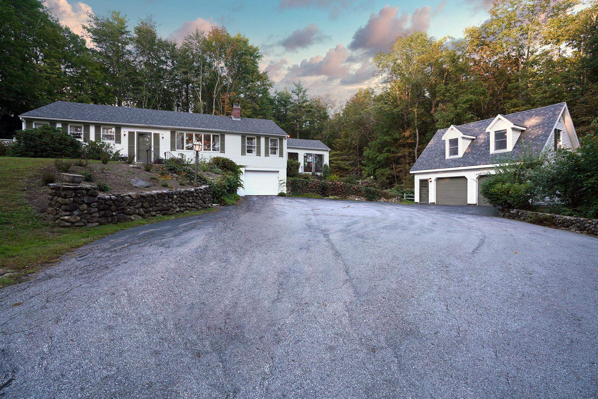 284 Main Street Jaffrey, NH 03452 - Photo 2 of 32 Gallery Image 2