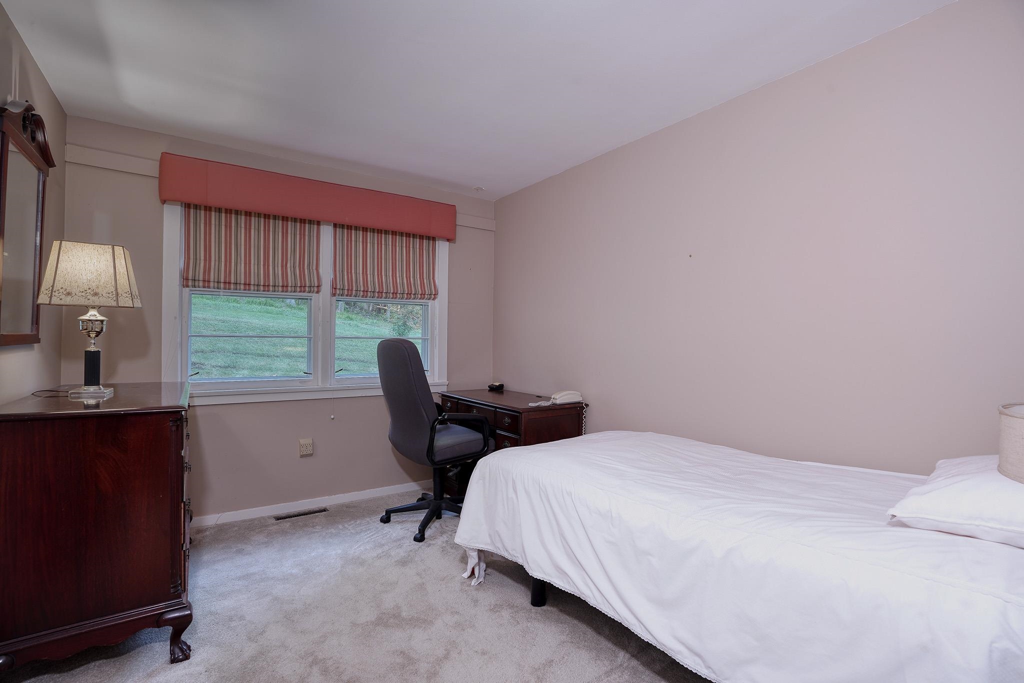 284 Main Street Jaffrey, NH 03452 - Photo 16 of 32 Gallery Image 16