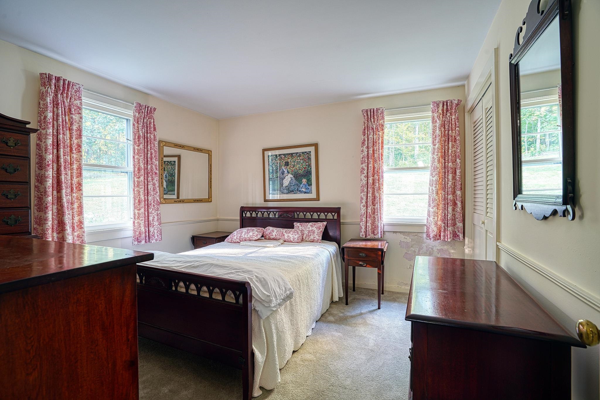 284 Main Street Jaffrey, NH 03452 - Photo 17 of 32 Gallery Image 17