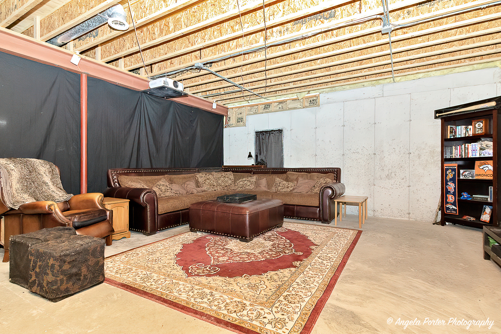 119 Eagle Point Road Fox Lake, IL 60020 - Photo 19 of 29 a living room with furniture and a wooden floor