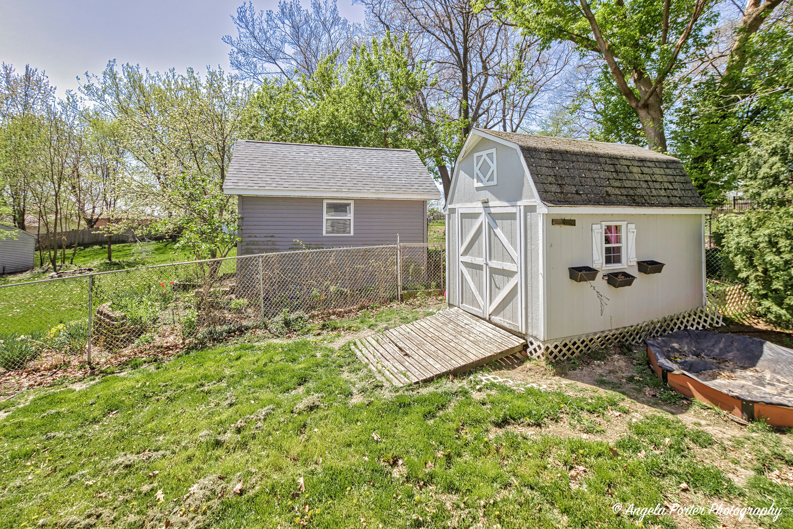 119 Eagle Point Road Fox Lake, IL 60020 - Photo 25 of 29 front view of a house with a yard