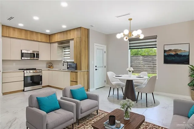 $1,950 | 2231 Corales Street, Mission, TX 78573