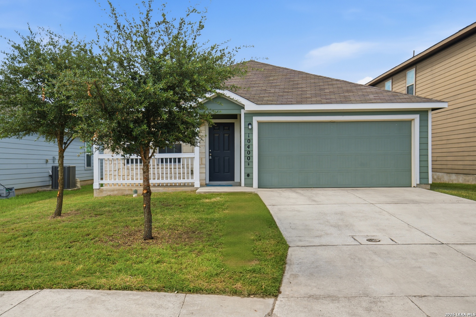 10402 Waverunner Converse, TX 78109 - Photo 2 of 22
