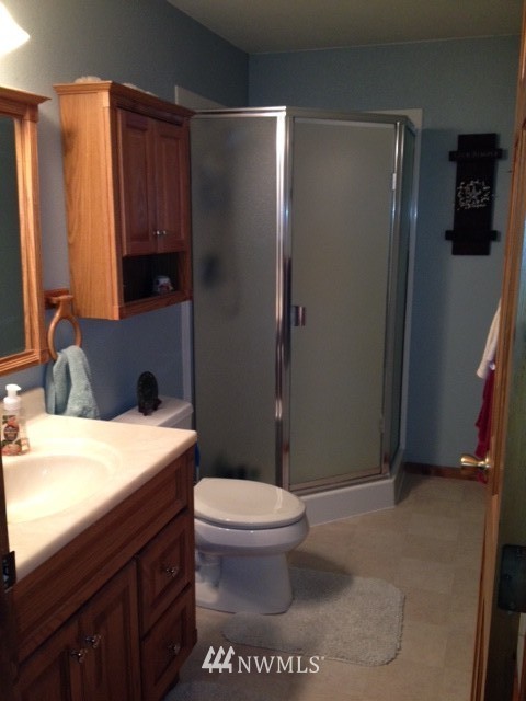 382 Cloquallum Road Elma, WA 98541 - Photo 15 of 21 Gallery Image 15