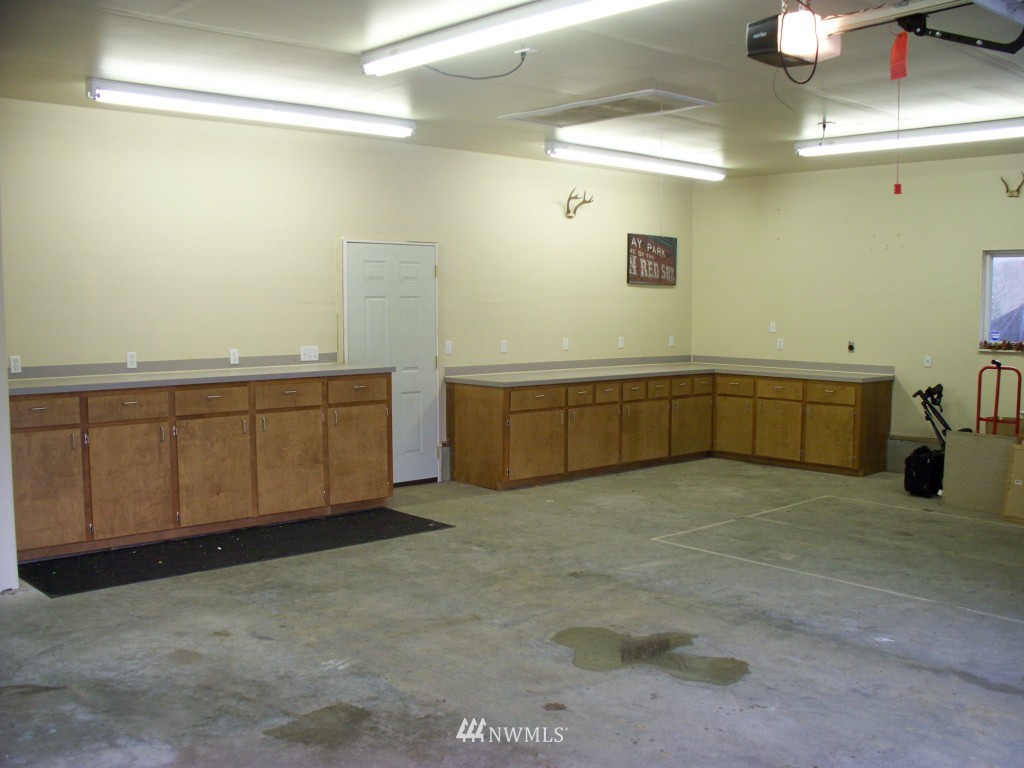 382 Cloquallum Road Elma, WA 98541 - Photo 5 of 21 Gallery Image 5