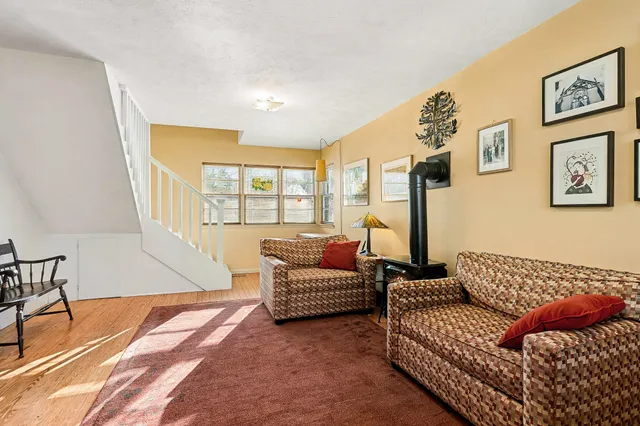 $369,000 | 61100 Quinnesec Road, Cassopolis, MI 49031