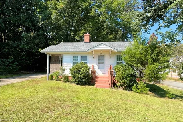 $1,100 | 4411 Holland Road, Greensboro, NC 27405