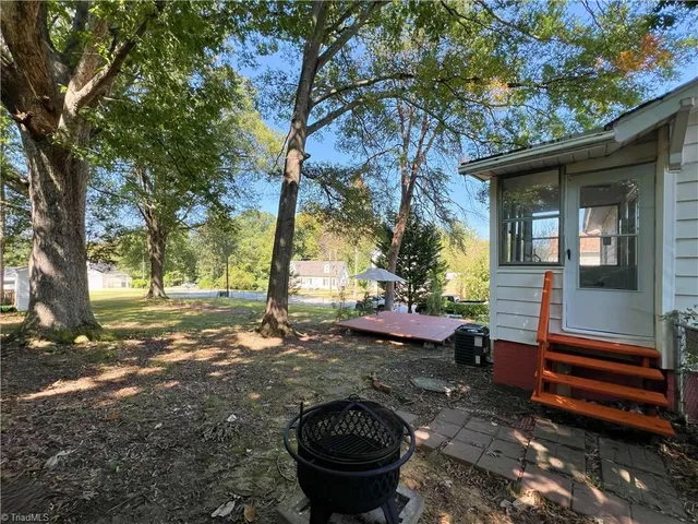 $1,100 | 4411 Holland Road, Greensboro, NC 27405