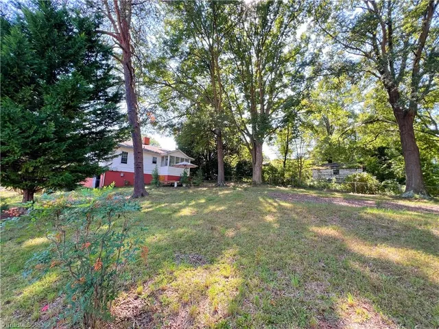 $1,100 | 4411 Holland Road, Greensboro, NC 27405