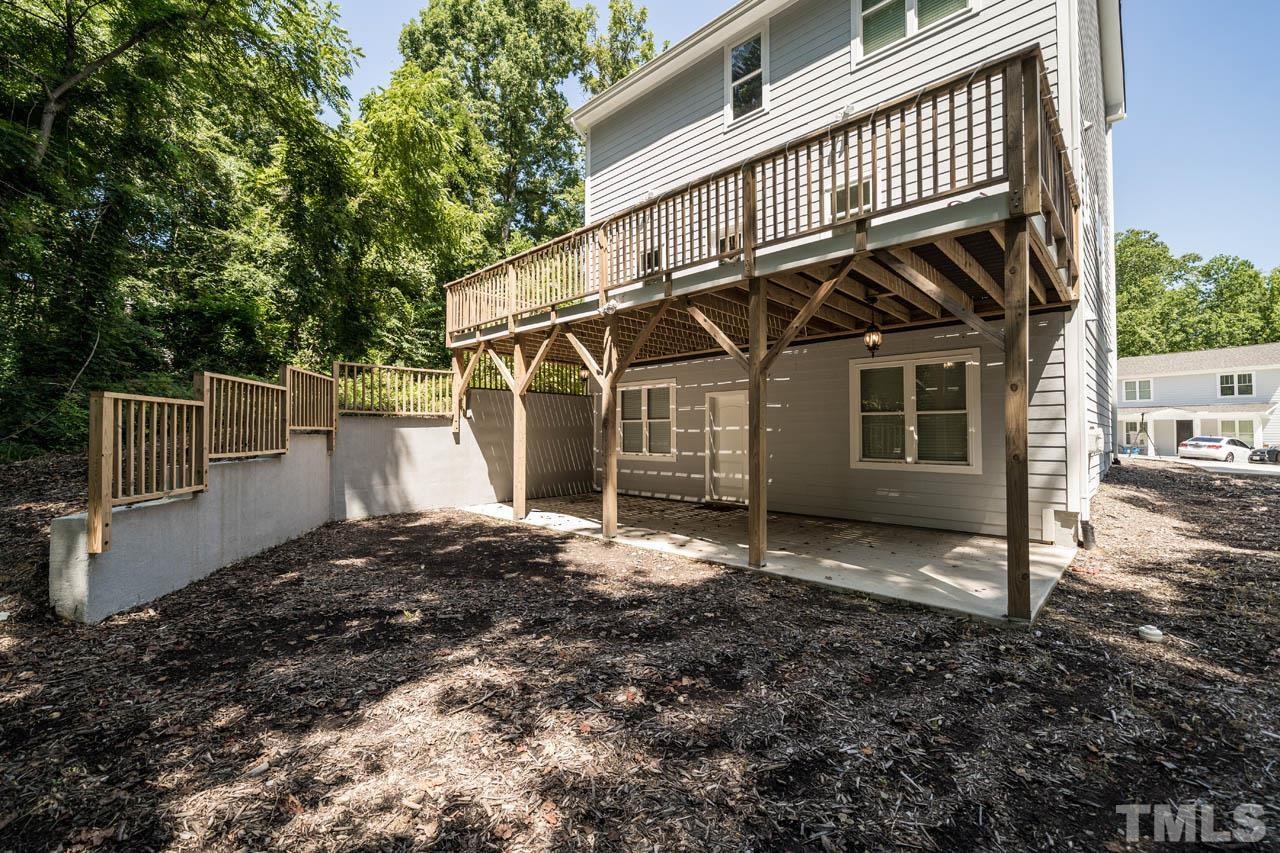 325 Smith Level Road Chapel Hill, NC 27516 - Photo 23 of 27