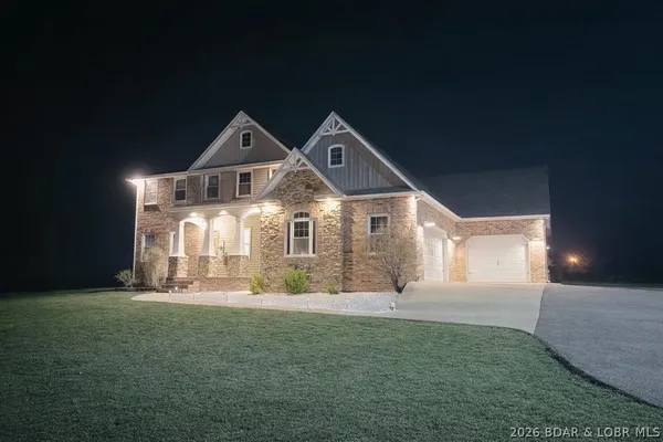 $550,000 | 226 Sweet Vly Circle, Crocker, MO 65452