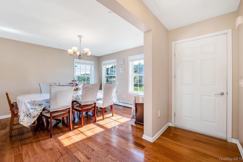 49 Lester Avenue Freeport, NY 11520 - Photo 12 of 33