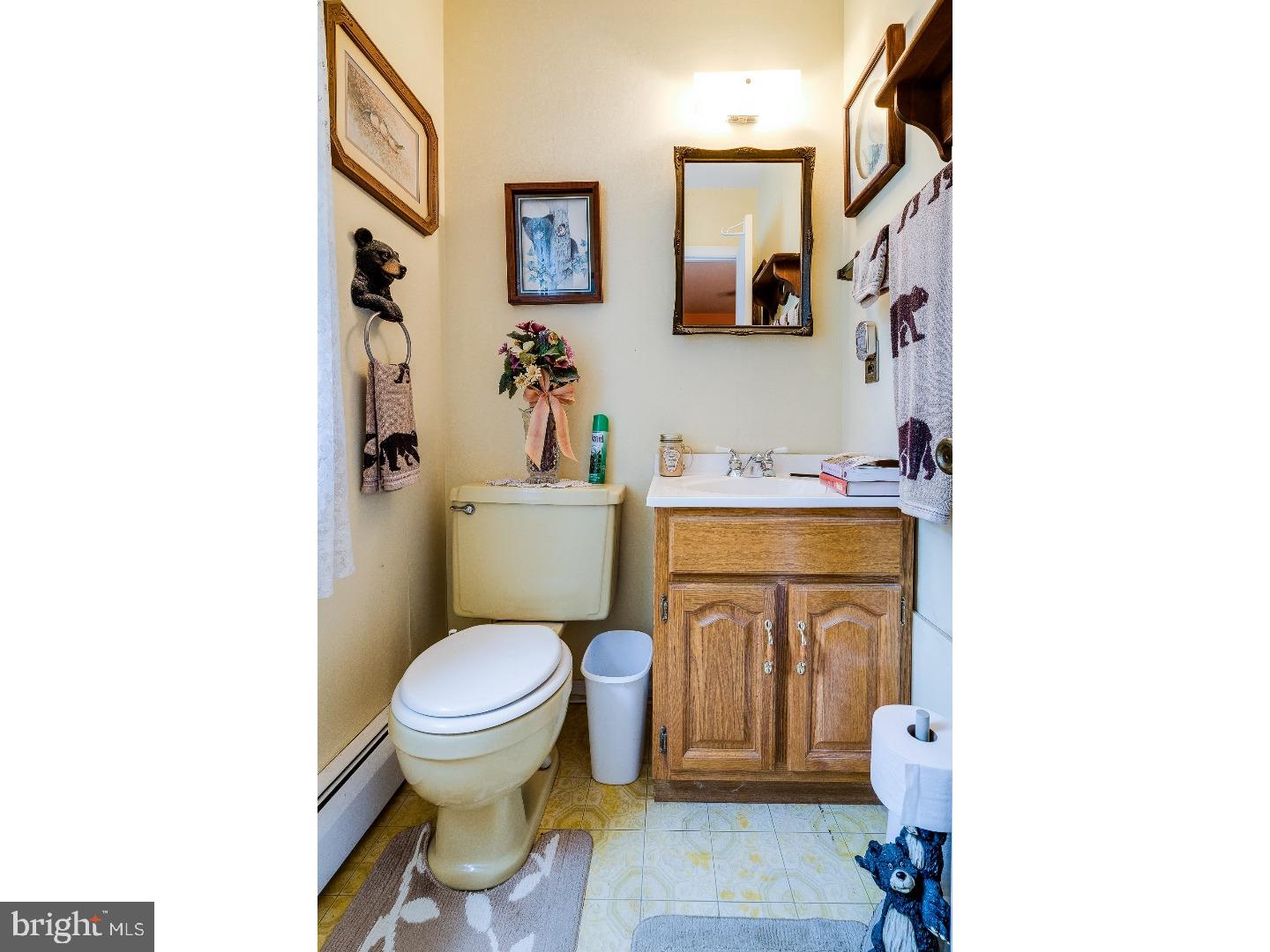 318 Reid Road Coatesville, PA 19320 - Photo 8 of 25 Master Bathroom