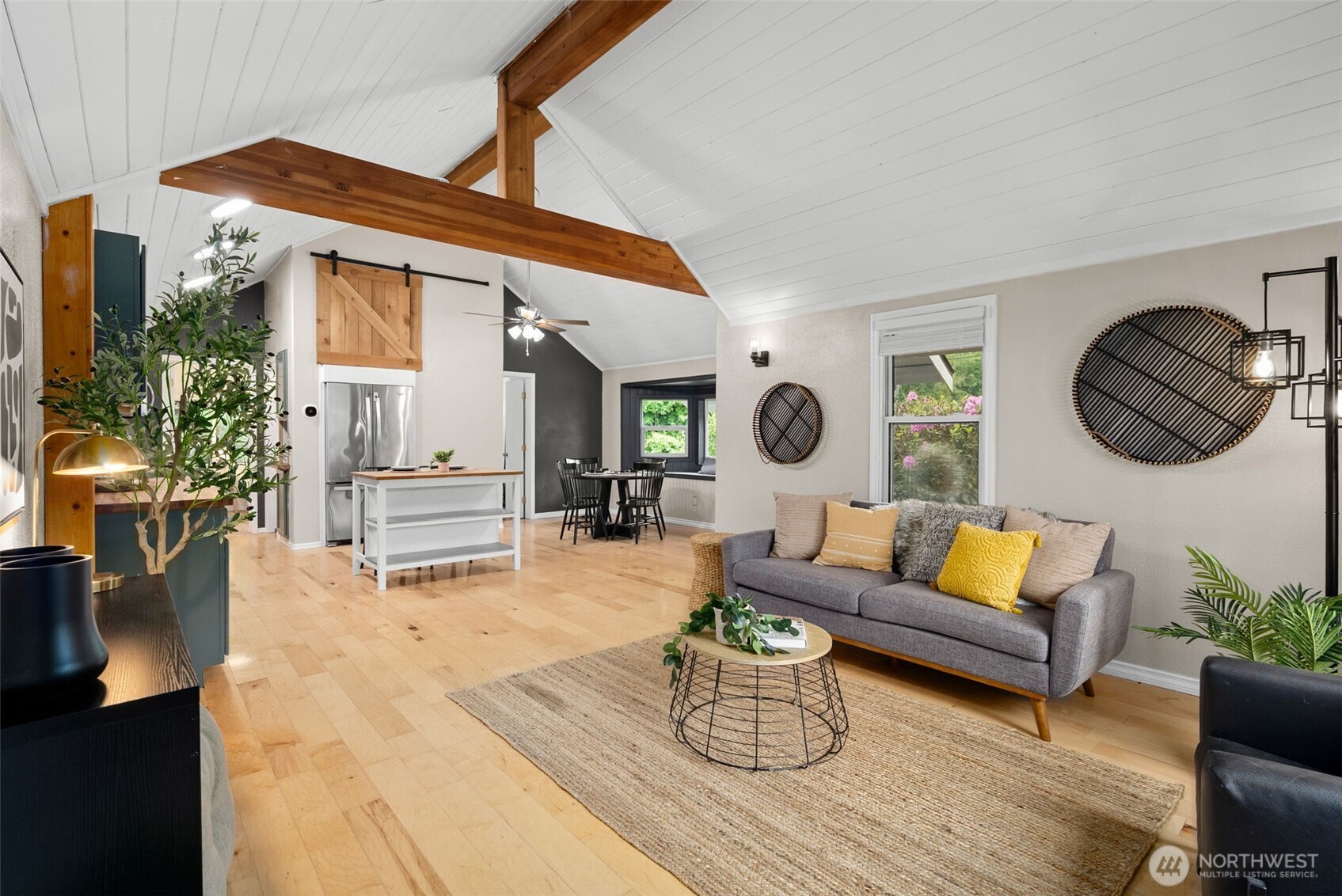 6096 East Collins Road Port Orchard, WA 98366 - Photo 12 of 40