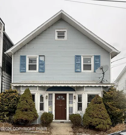 $2,100 | 735 Main Street, Unit 2, Sugar Notch, PA 18706
