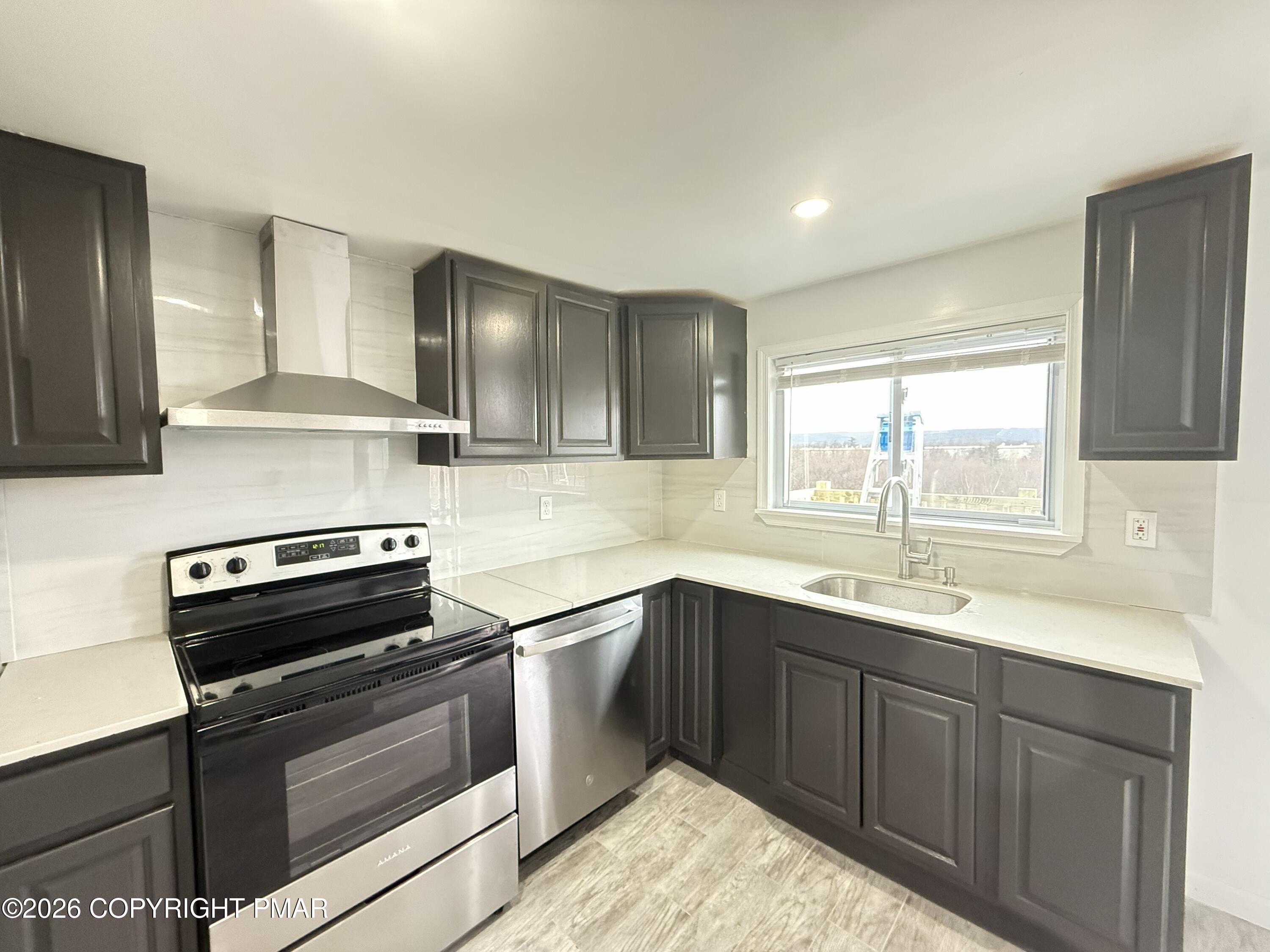 735 Main Street, Unit 2 Sugar Notch, PA 18706 - Photo 6 of 22 7