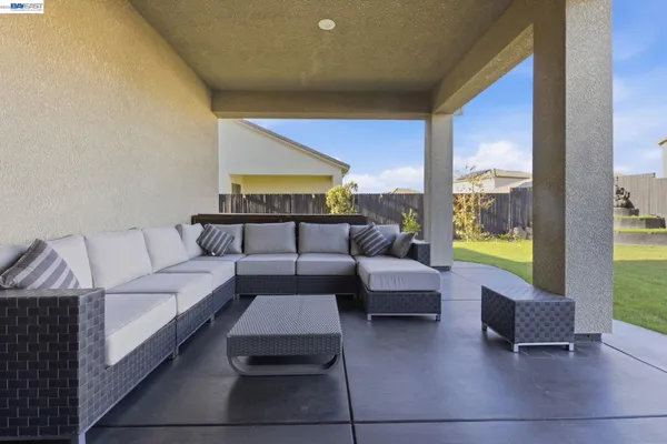 $898,500 | 2394 Bharvani Avenue, Manteca, CA 95337